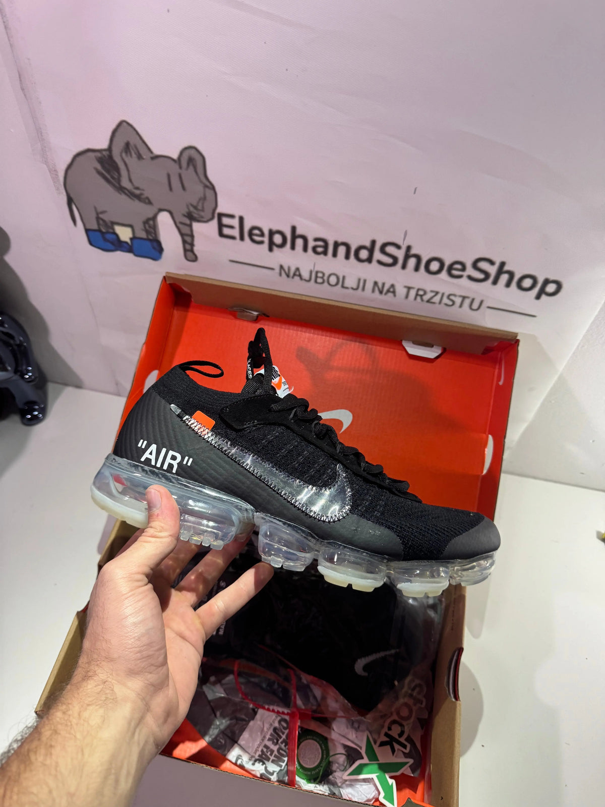 Vapurmax Off White tenisice — bočni prikaz