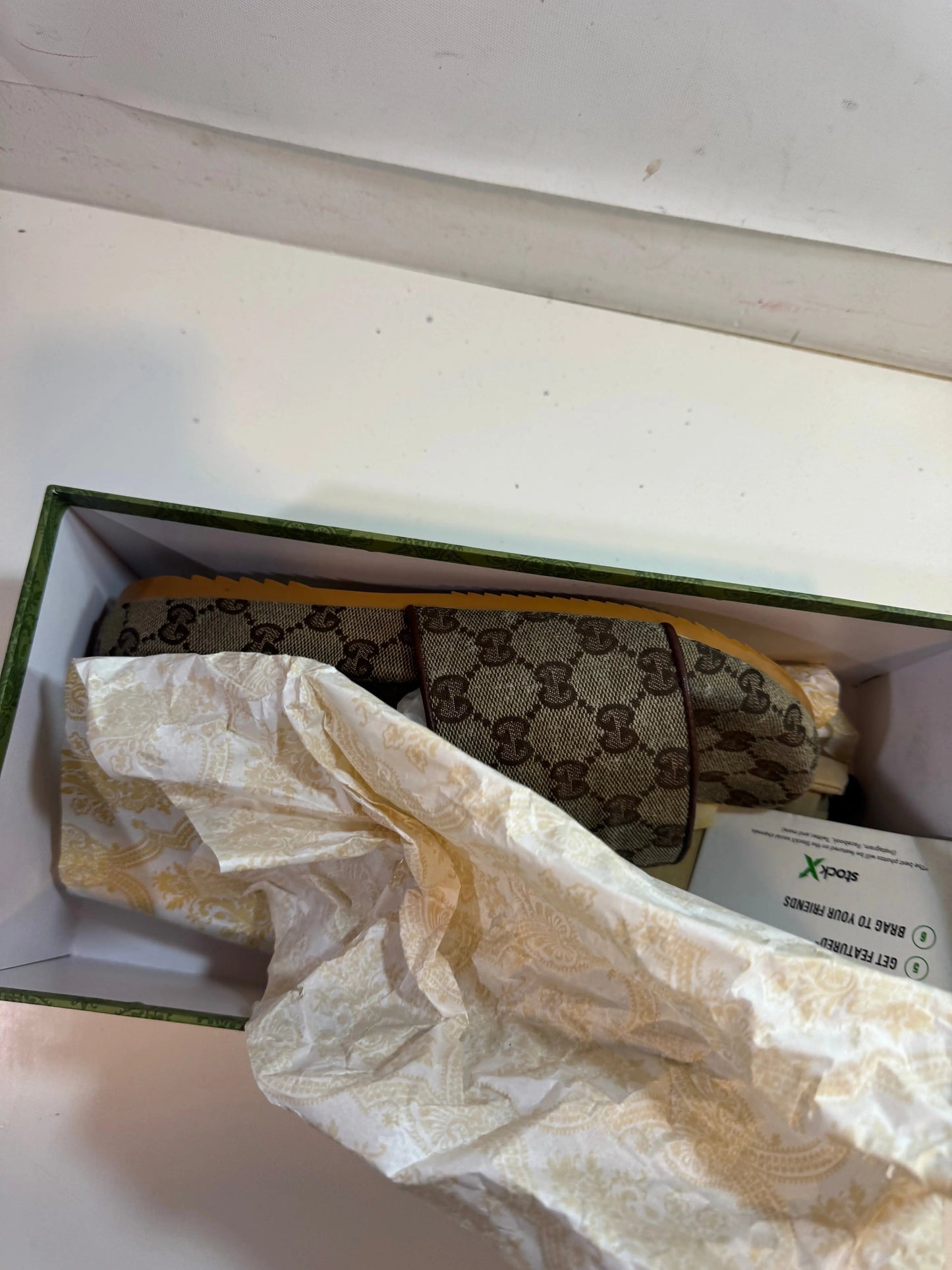Gucci Slides tenisice — gornji prikaz