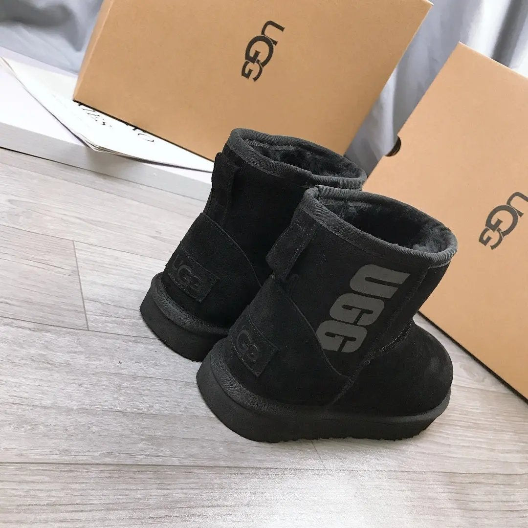 Ugg boots ultra mini black čizme — straga