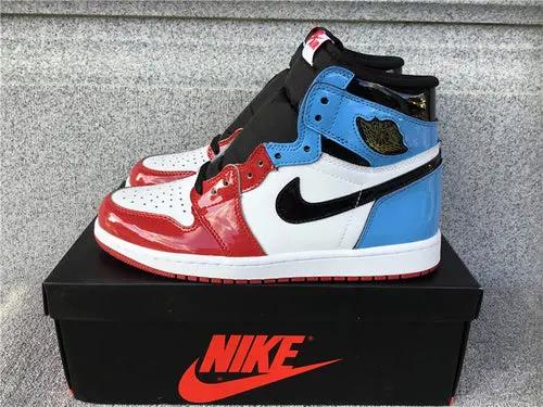 Air Jordan 1 High “Fearless” tenisice — bočni prikaz