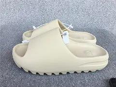 Yeezy Slide Bone natikače — fotografija 7