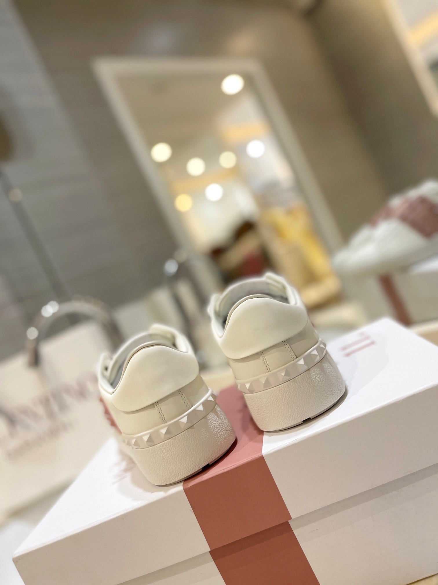 Valentino Low Rose tenisice — straga