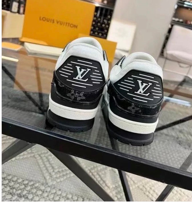 Louis Vuitton Black Low tenisice — detalj