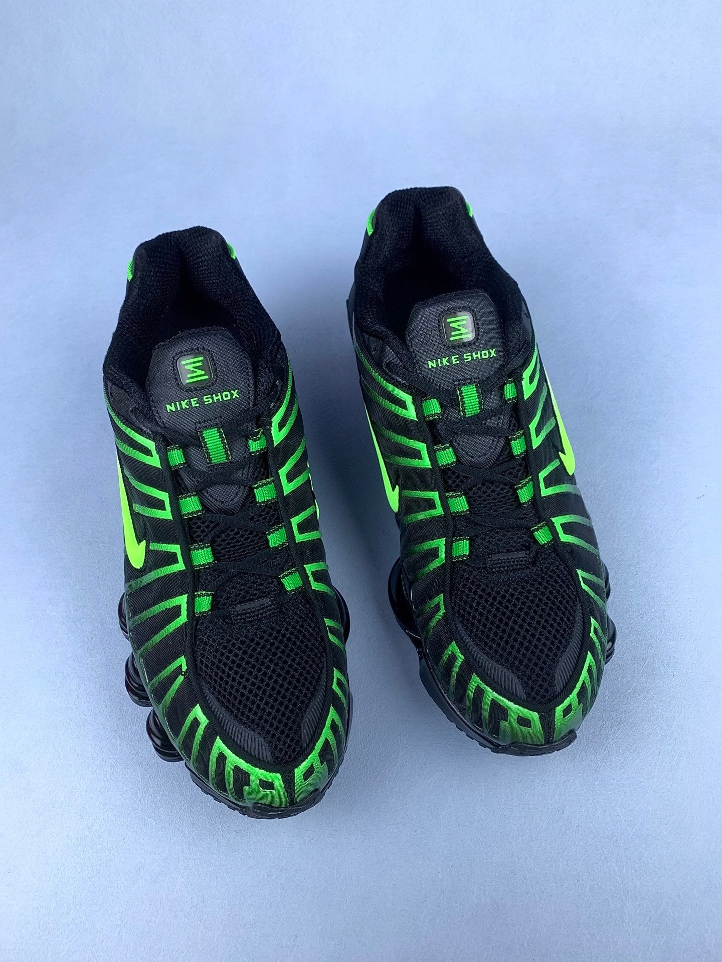Shox White Green Elephand.shoes