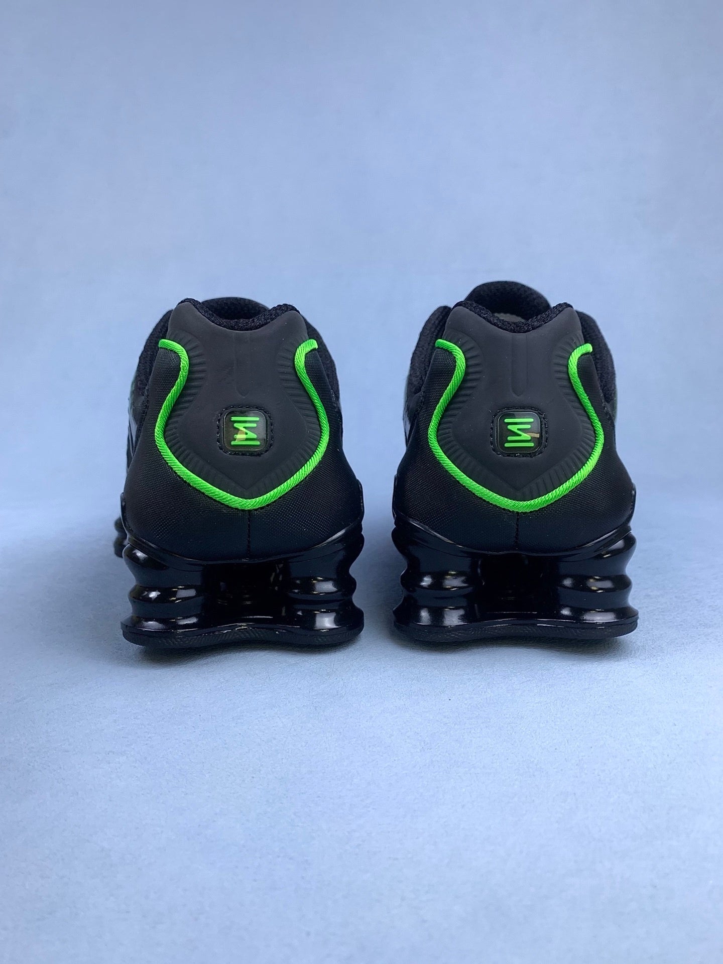 Shox White Green Elephand.shoes