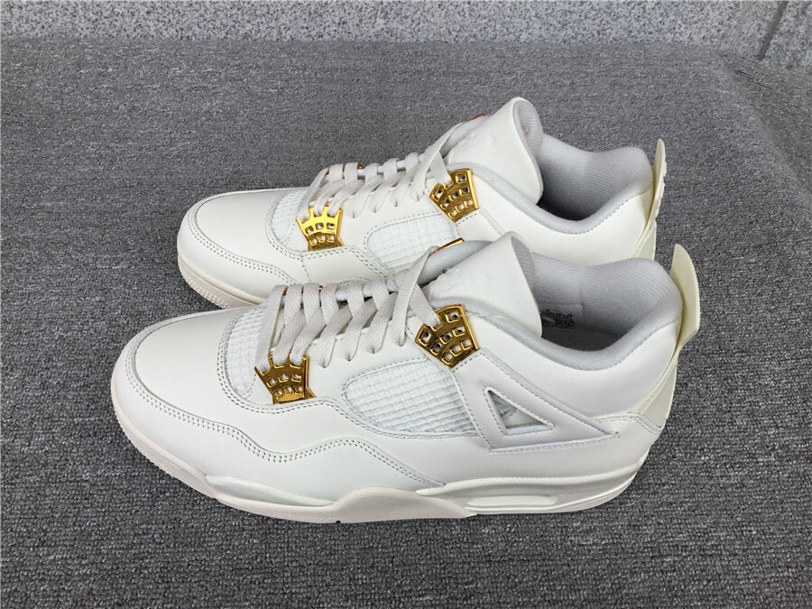 Air Jordan 4 Sail tenisice — straga