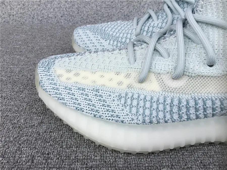 Yeezy 350 Cloud White tenisice — gornji prikaz