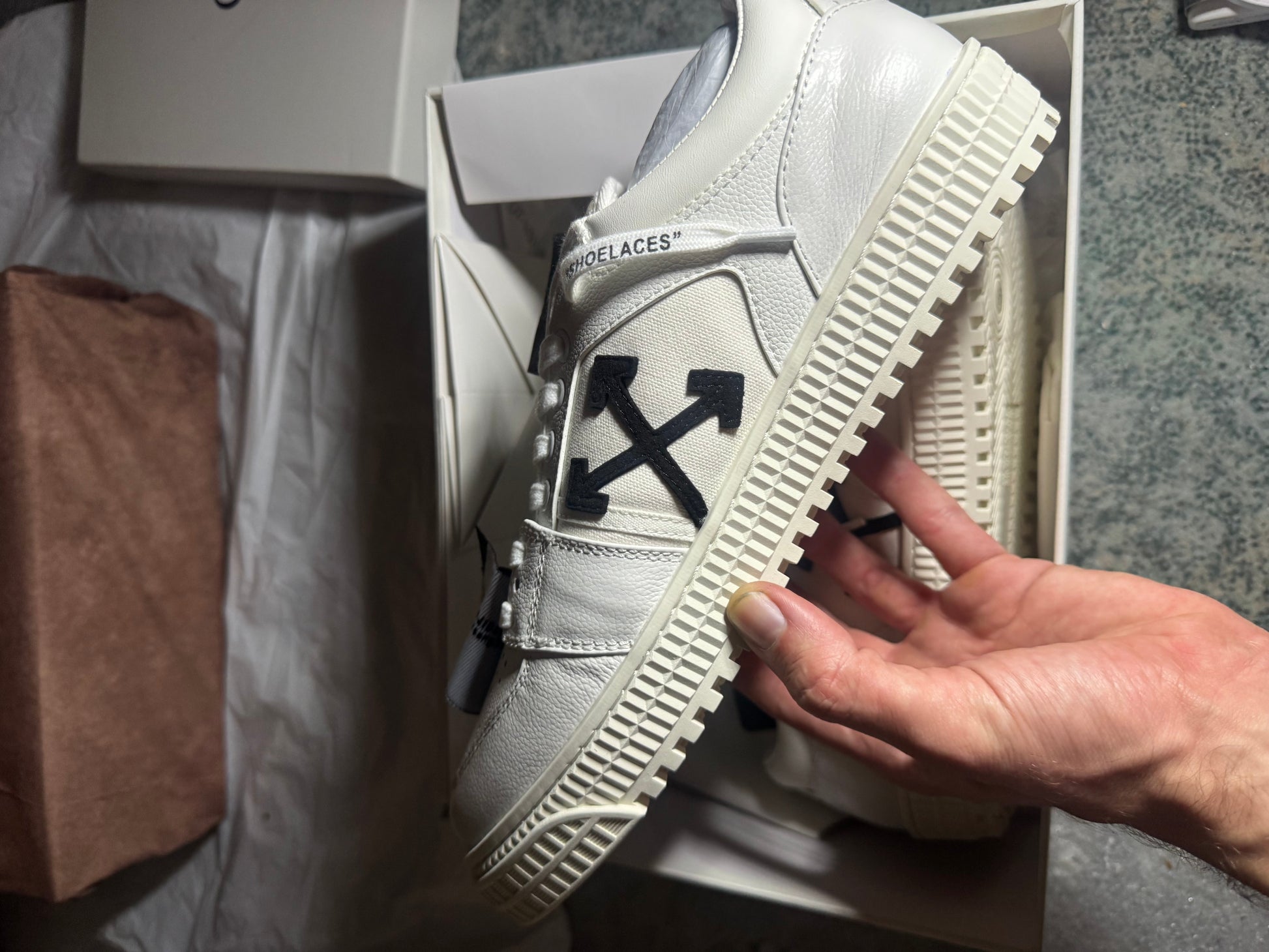 Off White Off Court Low (Odmah Dostupne) br 46 Elephand.shoes