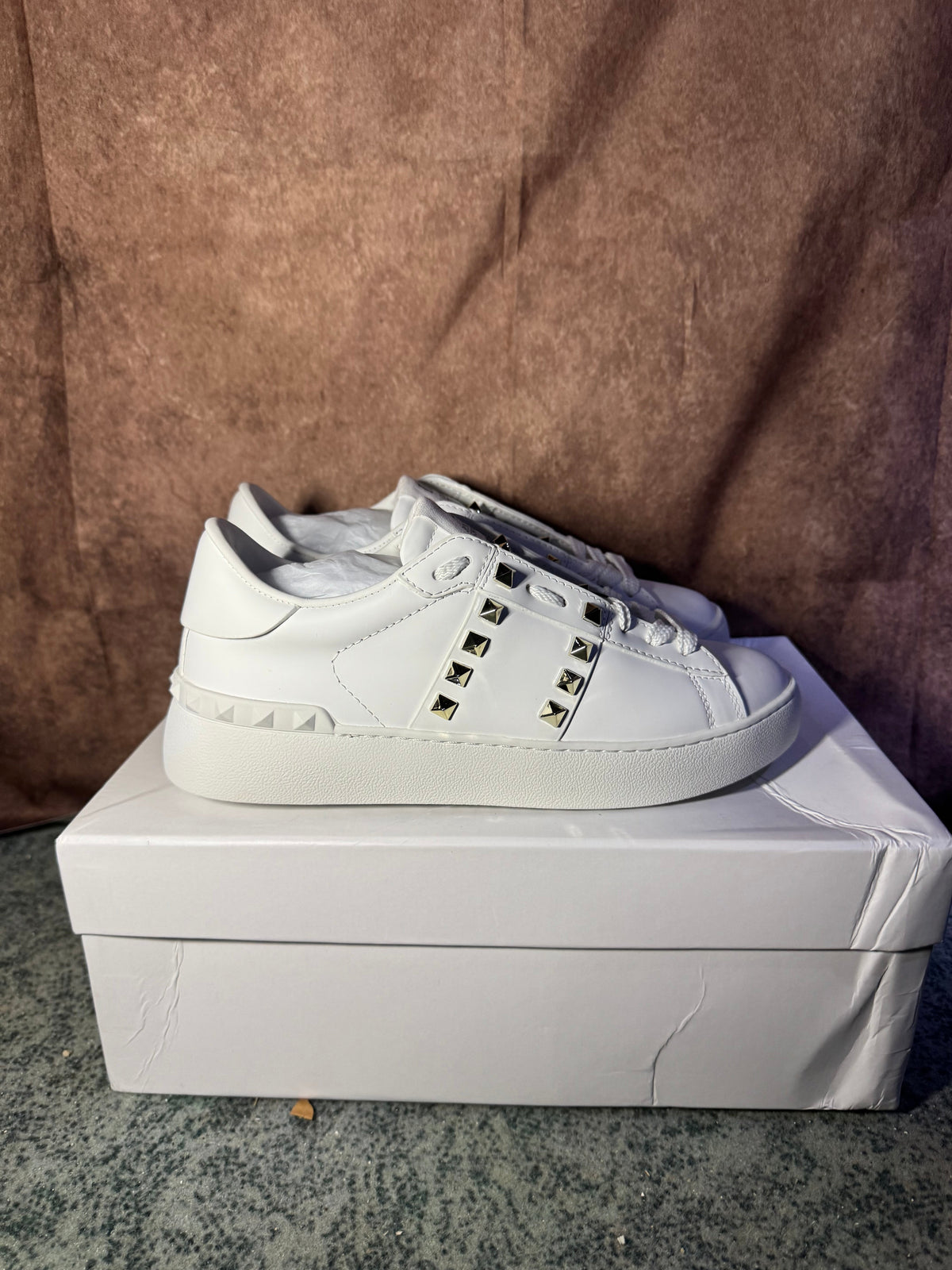 Valentino White / Gold tenisice — bočni prikaz