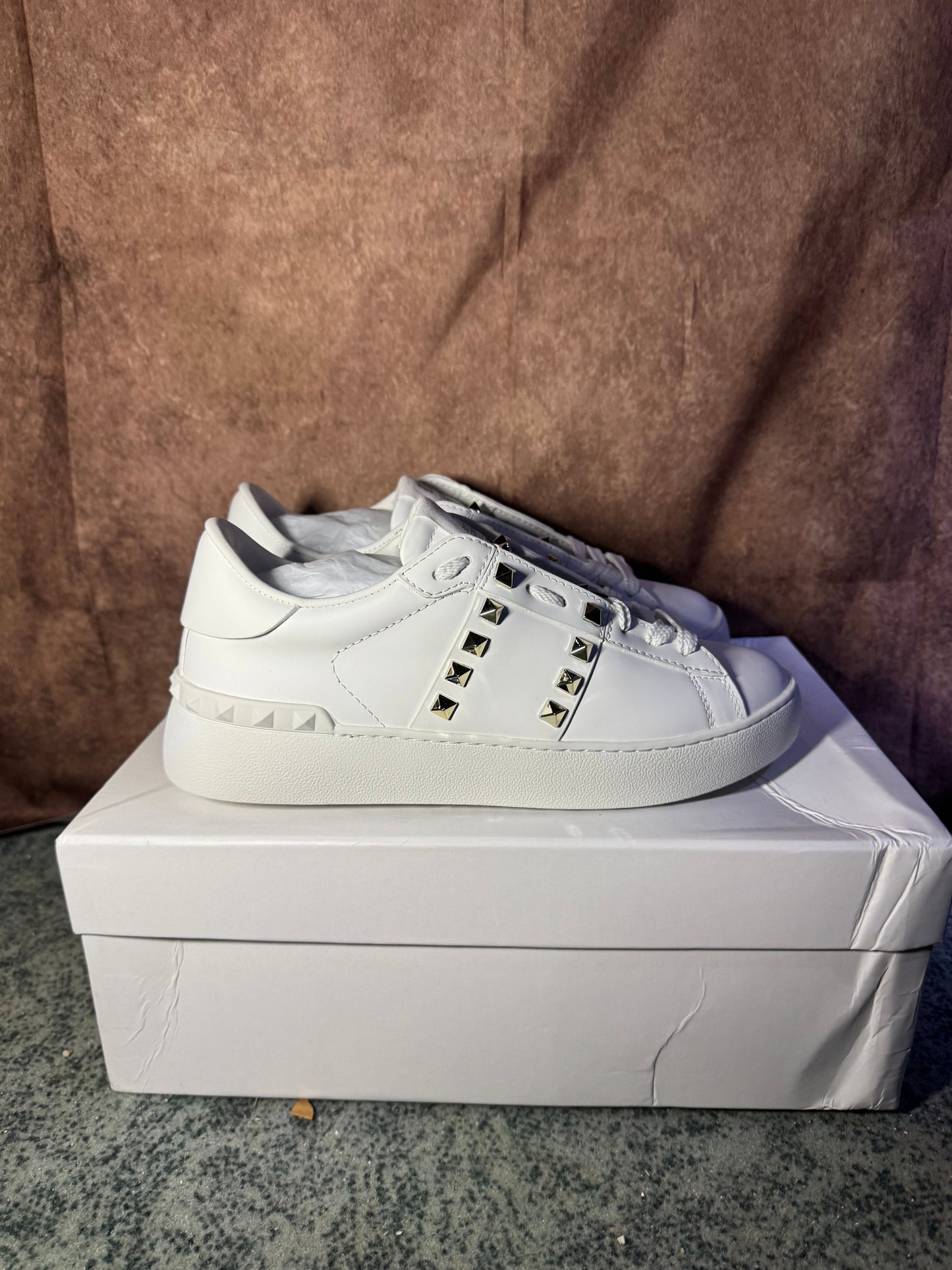 Valentino White / Gold tenisice — bočni prikaz