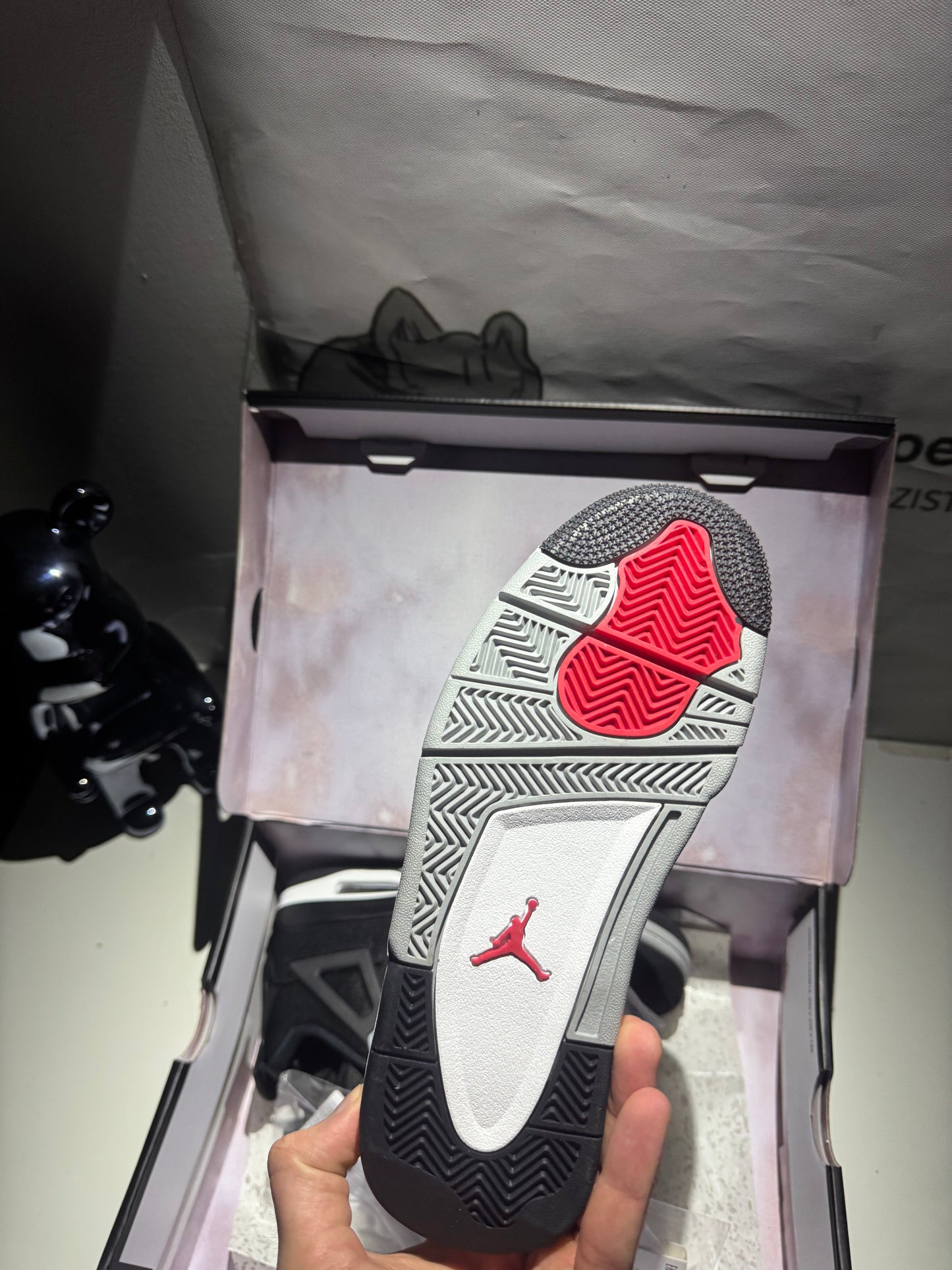 Jordanice tenisice — detalj