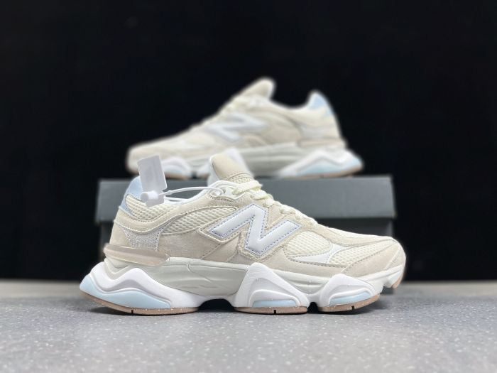 New Balance White tenisice — bočni prikaz