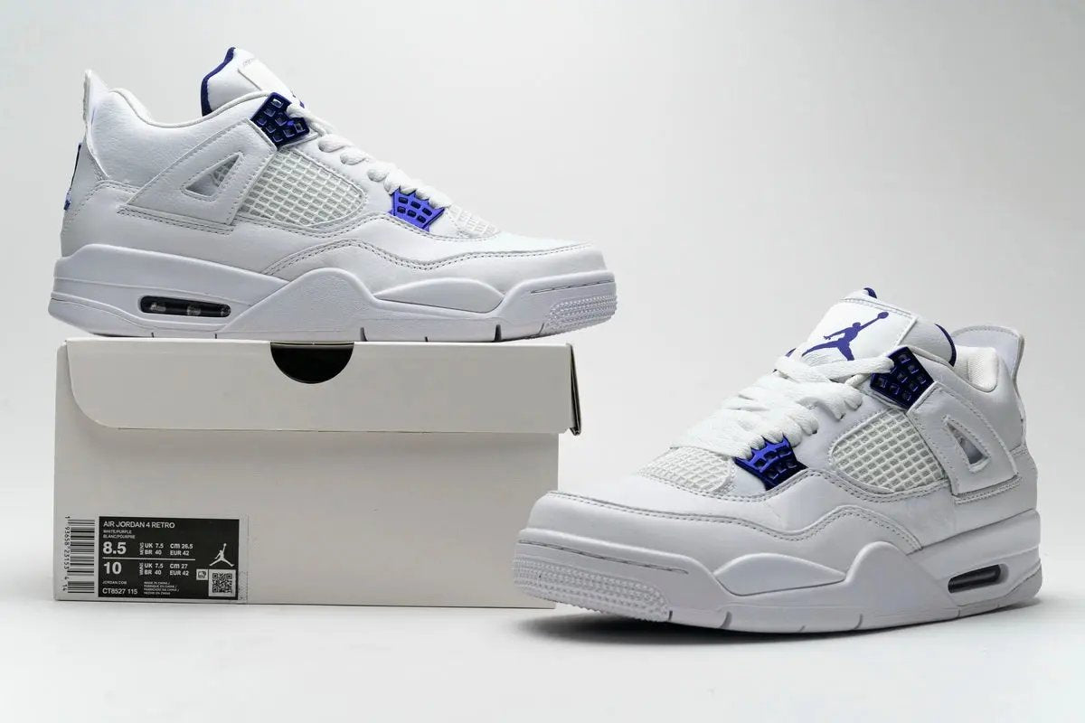 Air Jordan 4 Metalic Purple tenisice — prednji prikaz