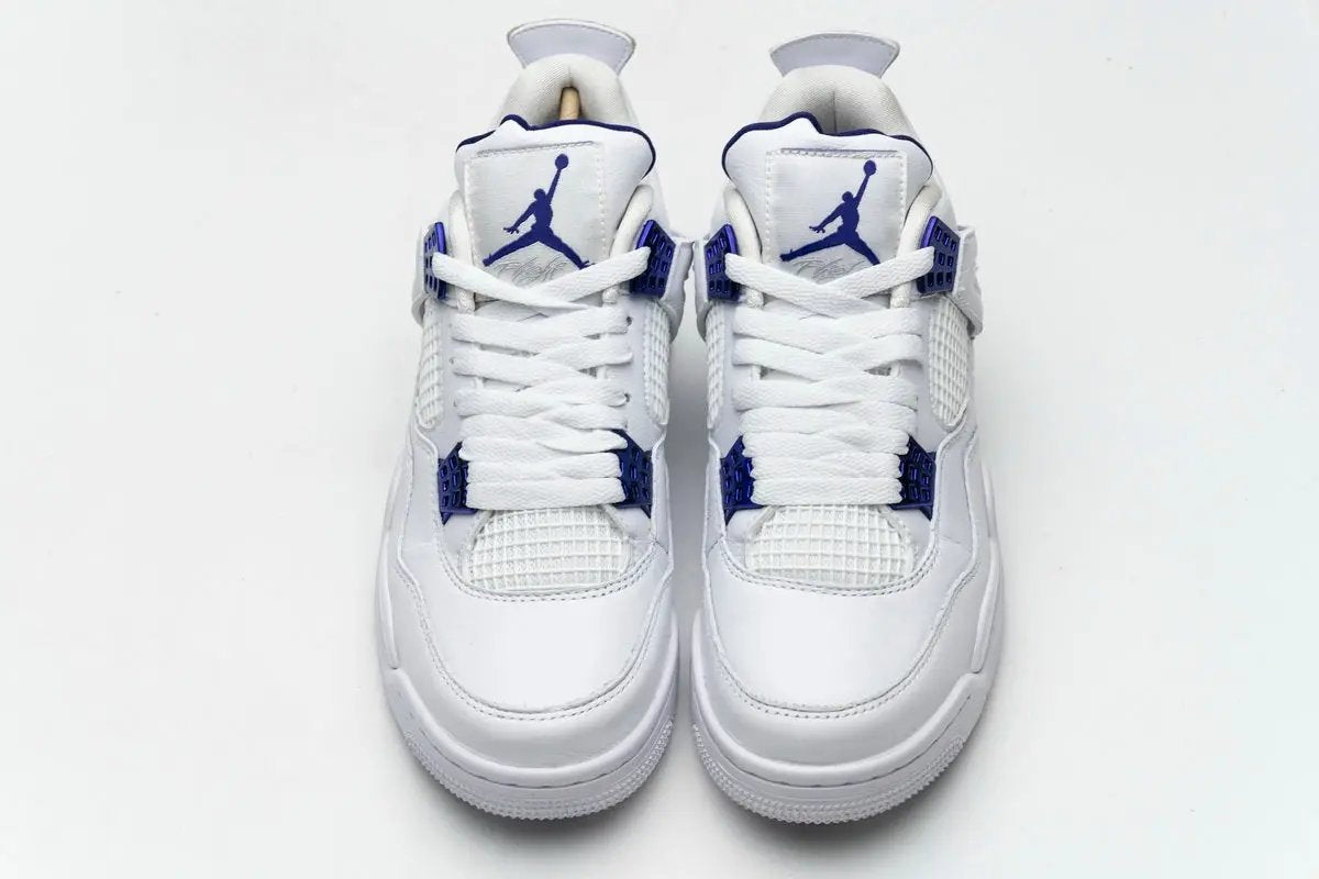 Air Jordan 4 Metalic Purple tenisice — detalj