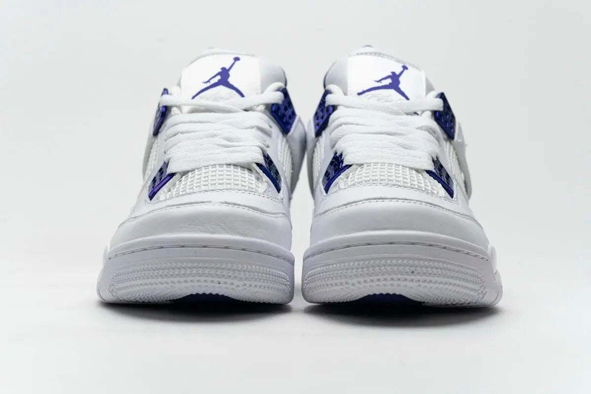 Air Jordan 4 Metalic Purple tenisice — gornji prikaz