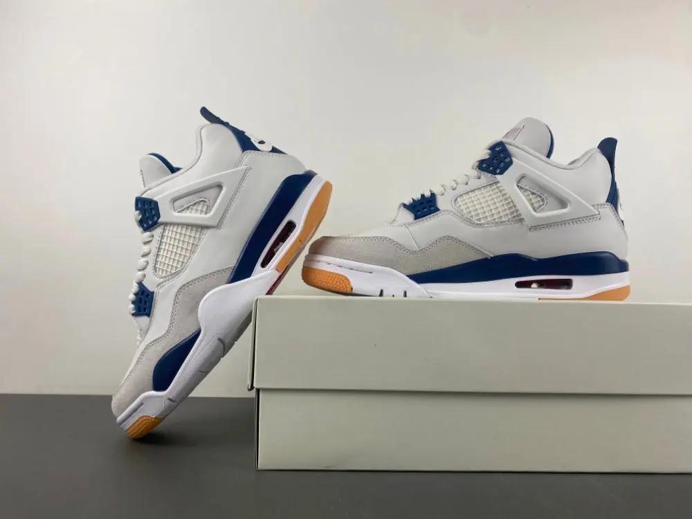 Air Jordan 4 SB Sapphire tenisice — straga