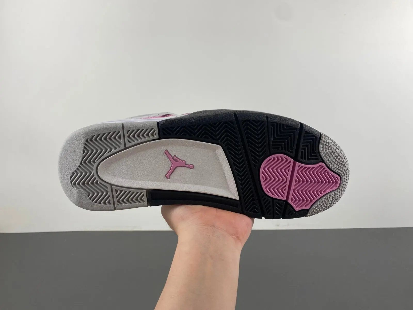 Air Jordan 4 "Orchid" tenisice — gornji prikaz
