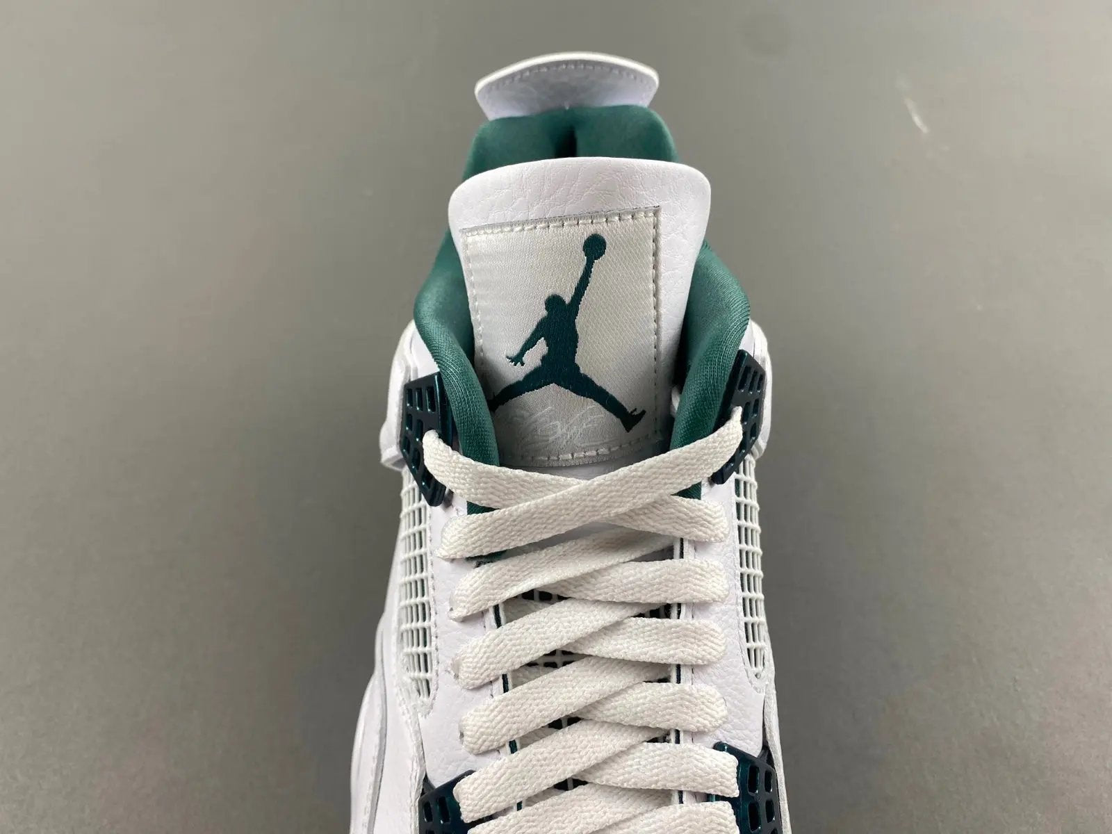 Air Jordan 4 "Oxidized Green" tenisice — straga