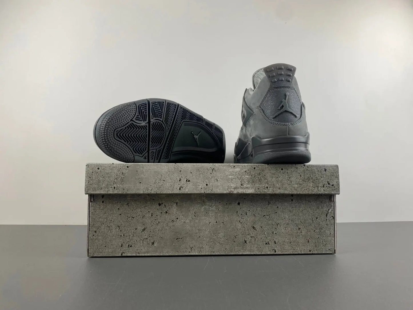 Air Jordan 4 "Wet Cement" tenisice — detalj