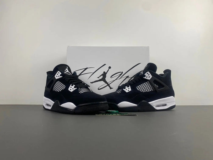 Air Jordan 4 "White Thunder" tenisice — bočni prikaz