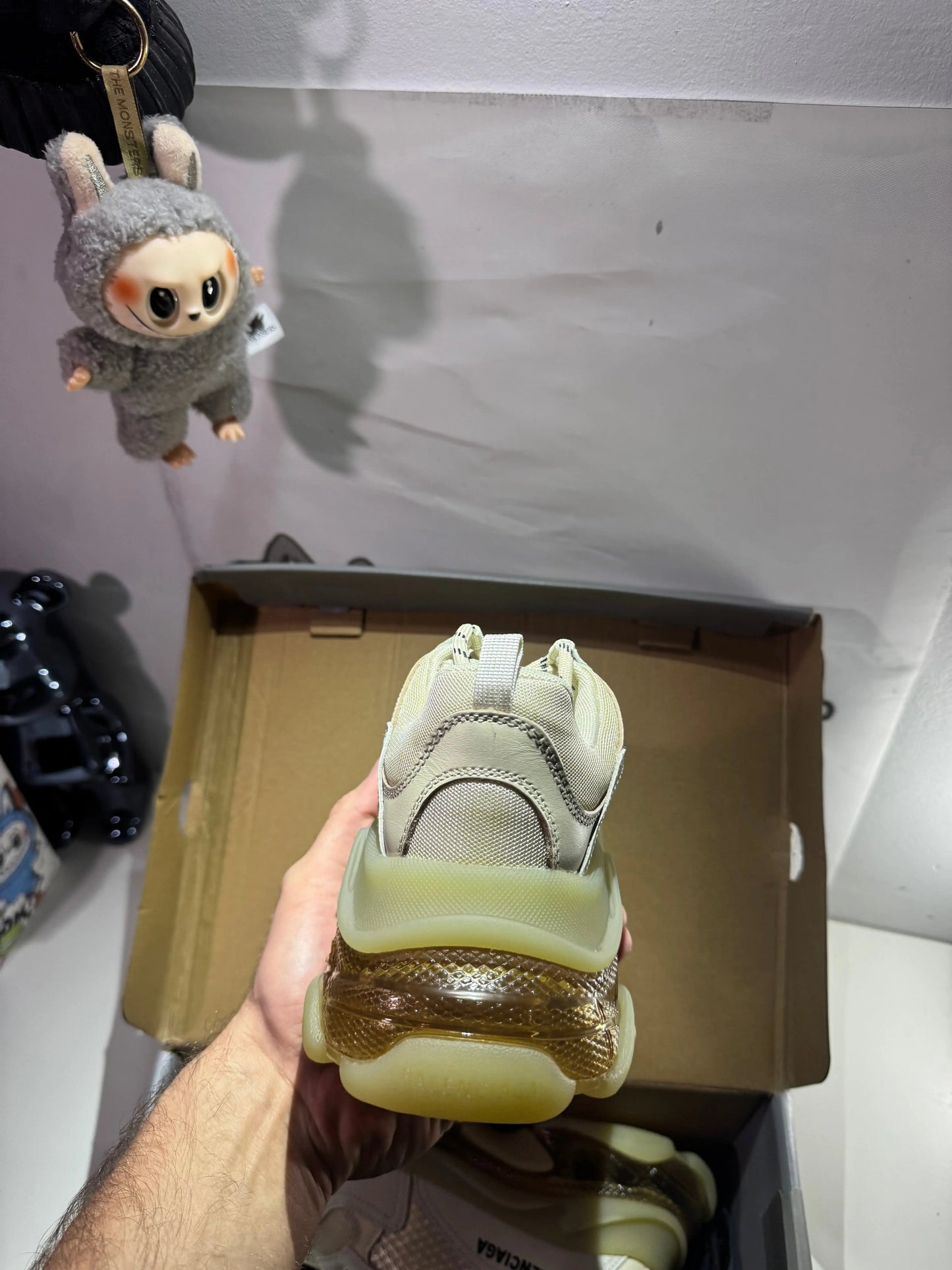 Balenciaga Triple S tenisice — prednji prikaz