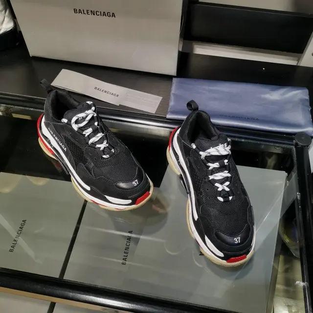 Balnciaga Triple S Black/Red tenisice — straga