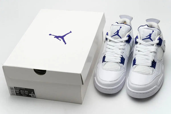 Air Jordan 4 Metalic Purple tenisice — bočni prikaz