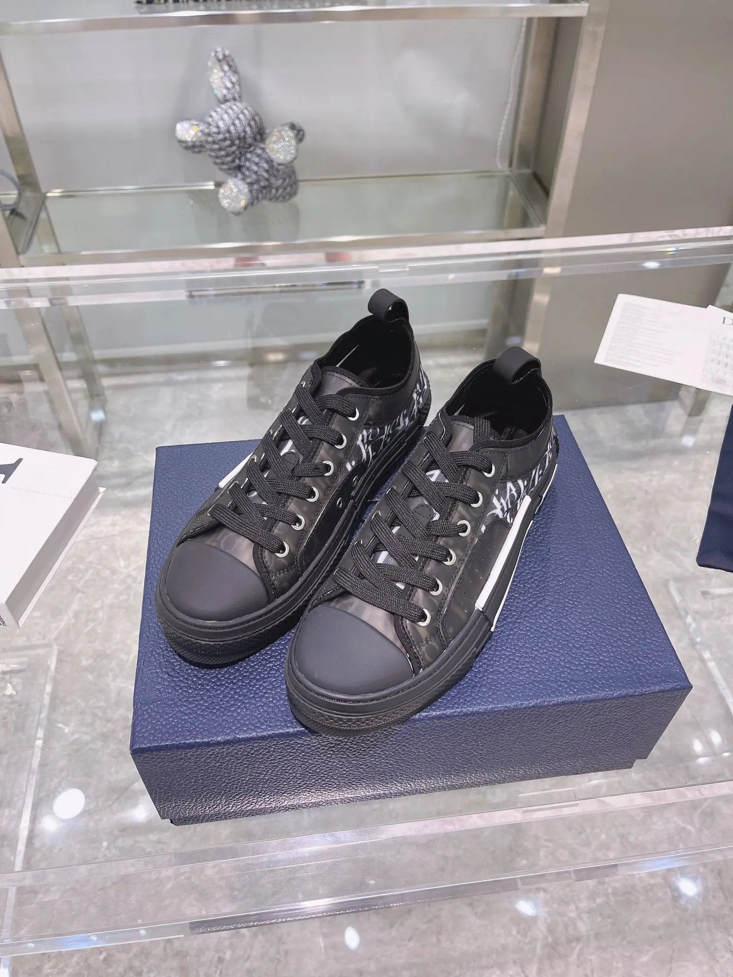Dior Black Low tenisice — prednji prikaz