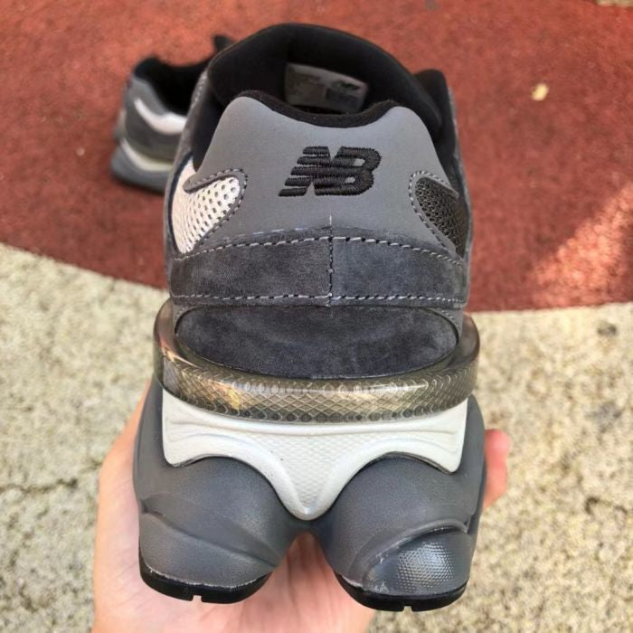 New Balance Teiple Black tenisice — prednji prikaz