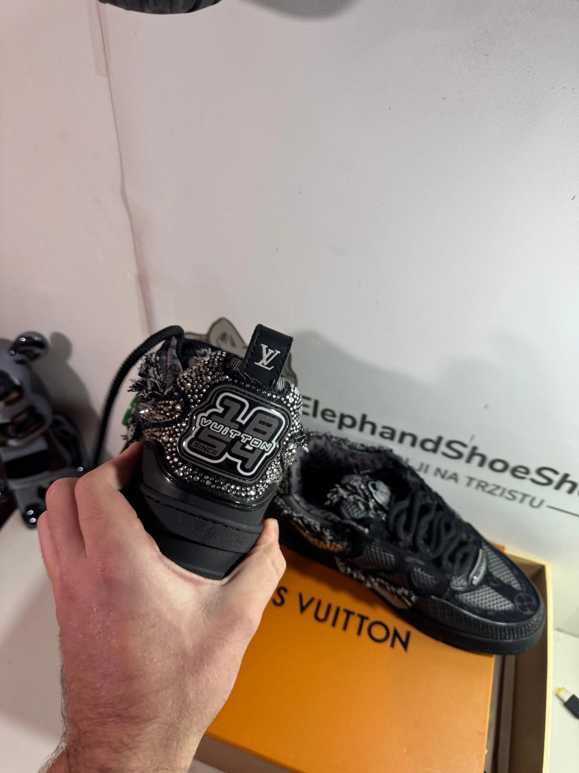 Louis Vuitton Black Sparkle tenisice — detalj