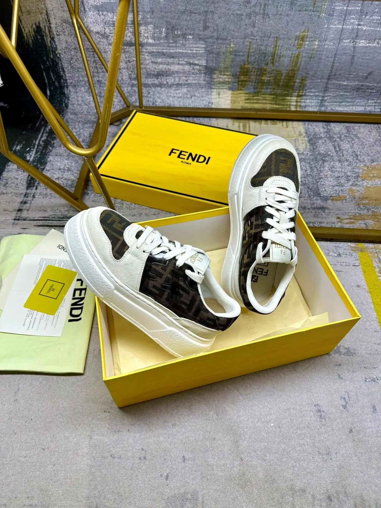 Fendi Trainers tenisice — prednji prikaz