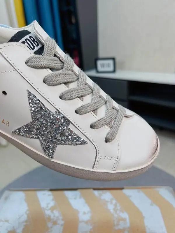 Golden Goose Baby Blue tenisice — detalj