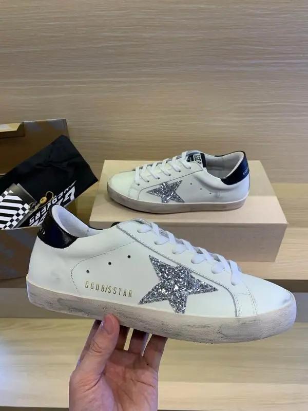 Golden Goose Black tenisice — bočni prikaz