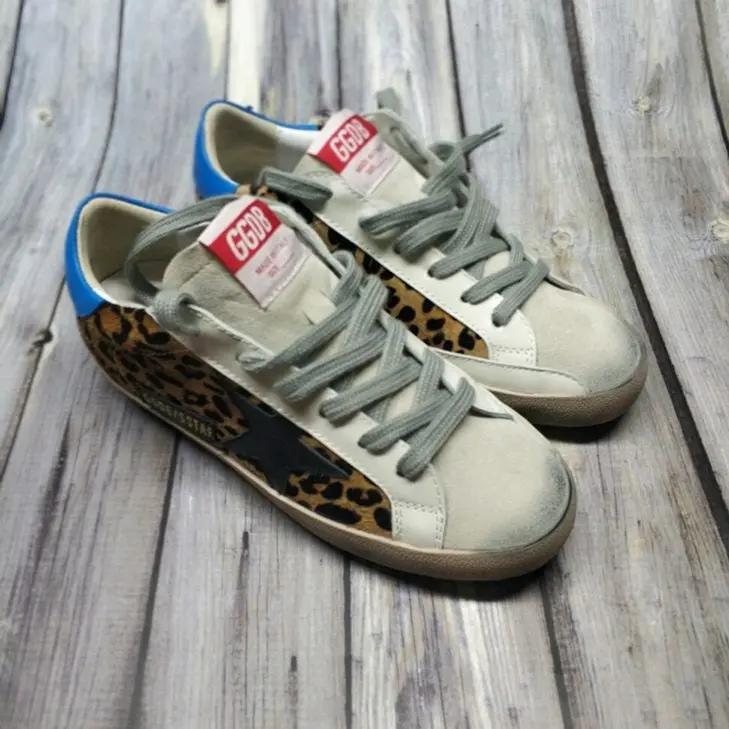 Golden Goose Gepard print tenisice — prednji prikaz