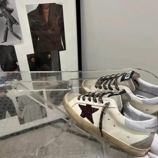 Golden Goose Red Glow tenisice — detalj