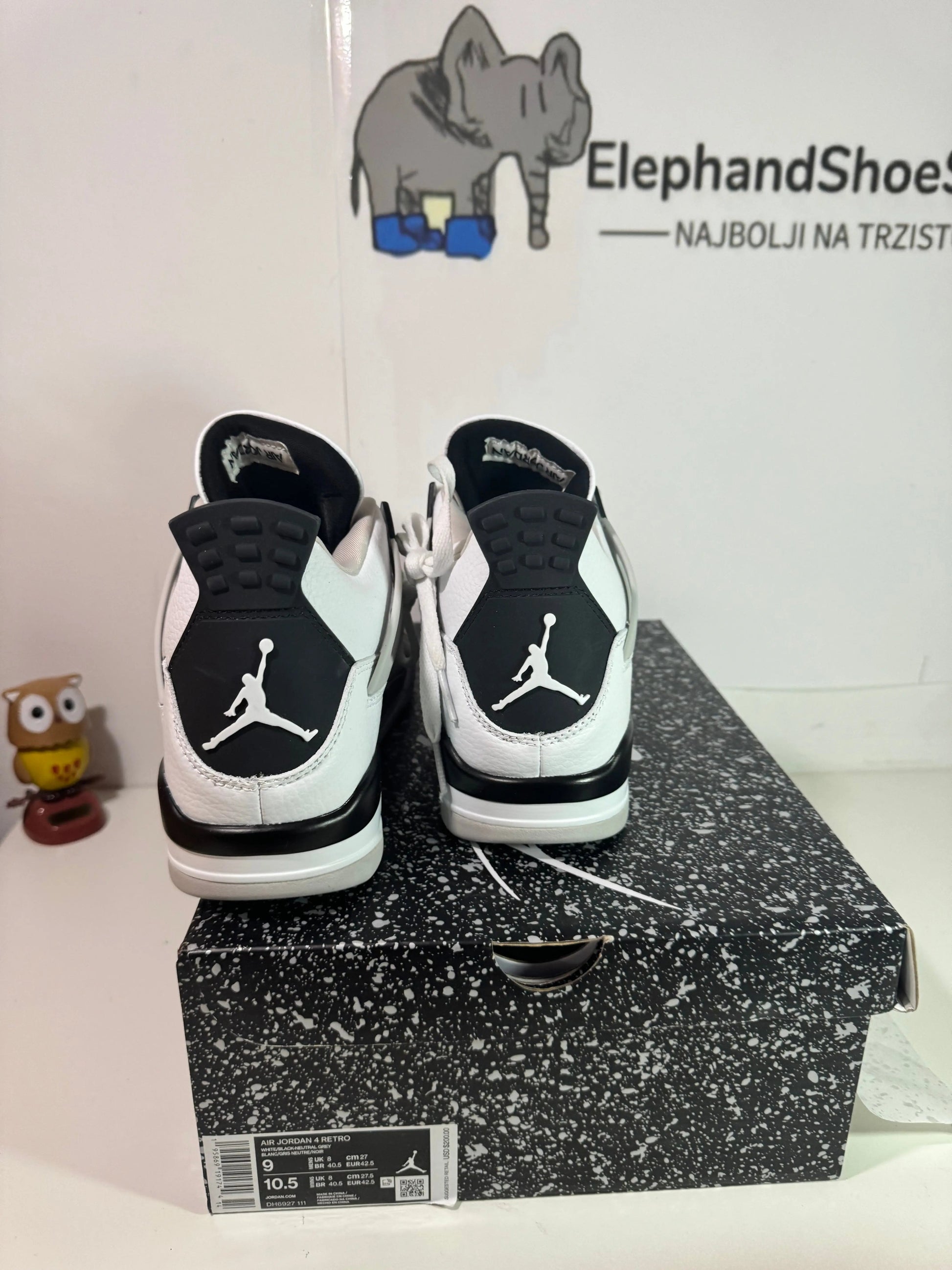 Jordan 4 Military Black tenisice — detalj