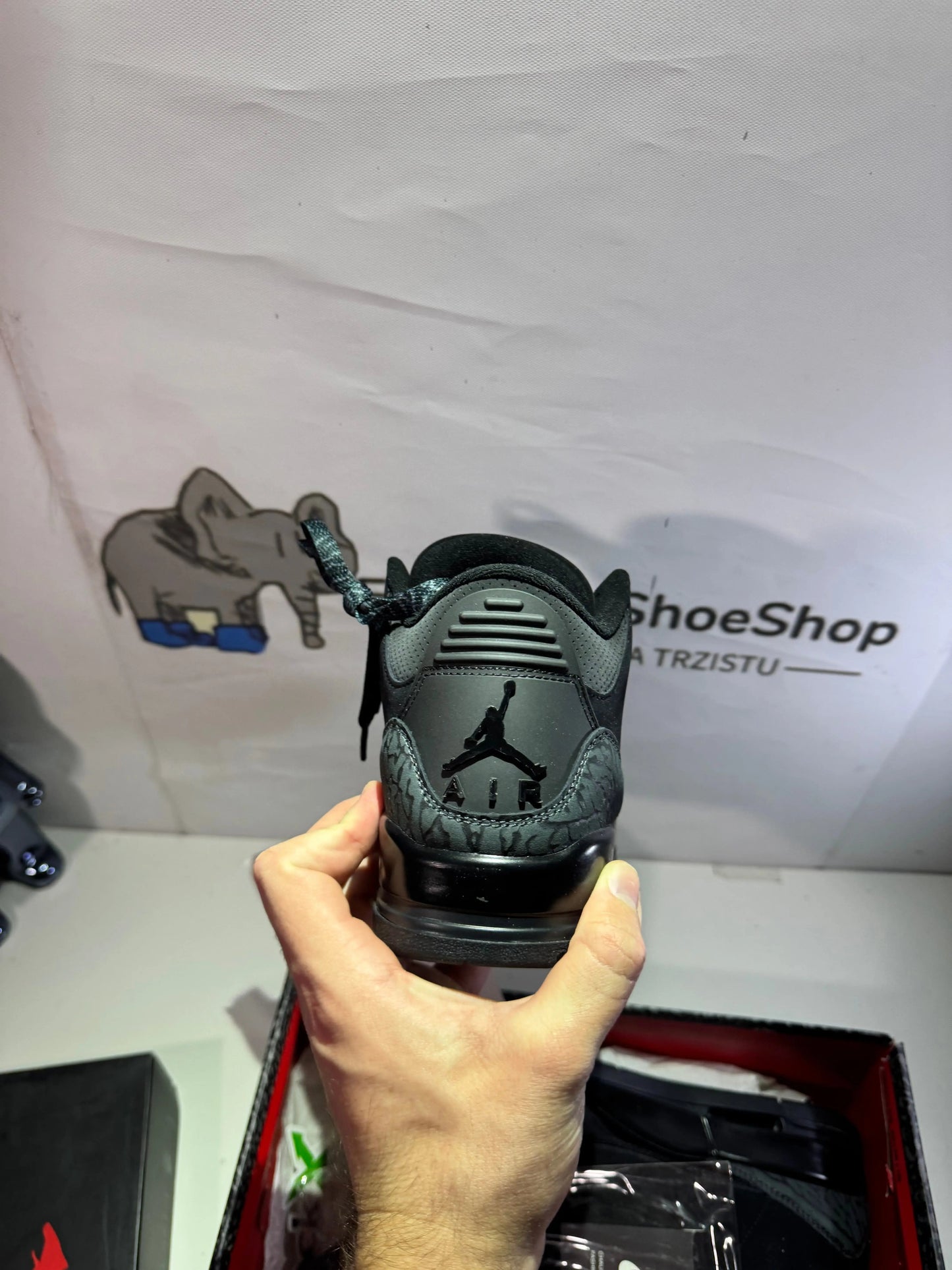 Jordan 3 Black Cat tenisice — detalj