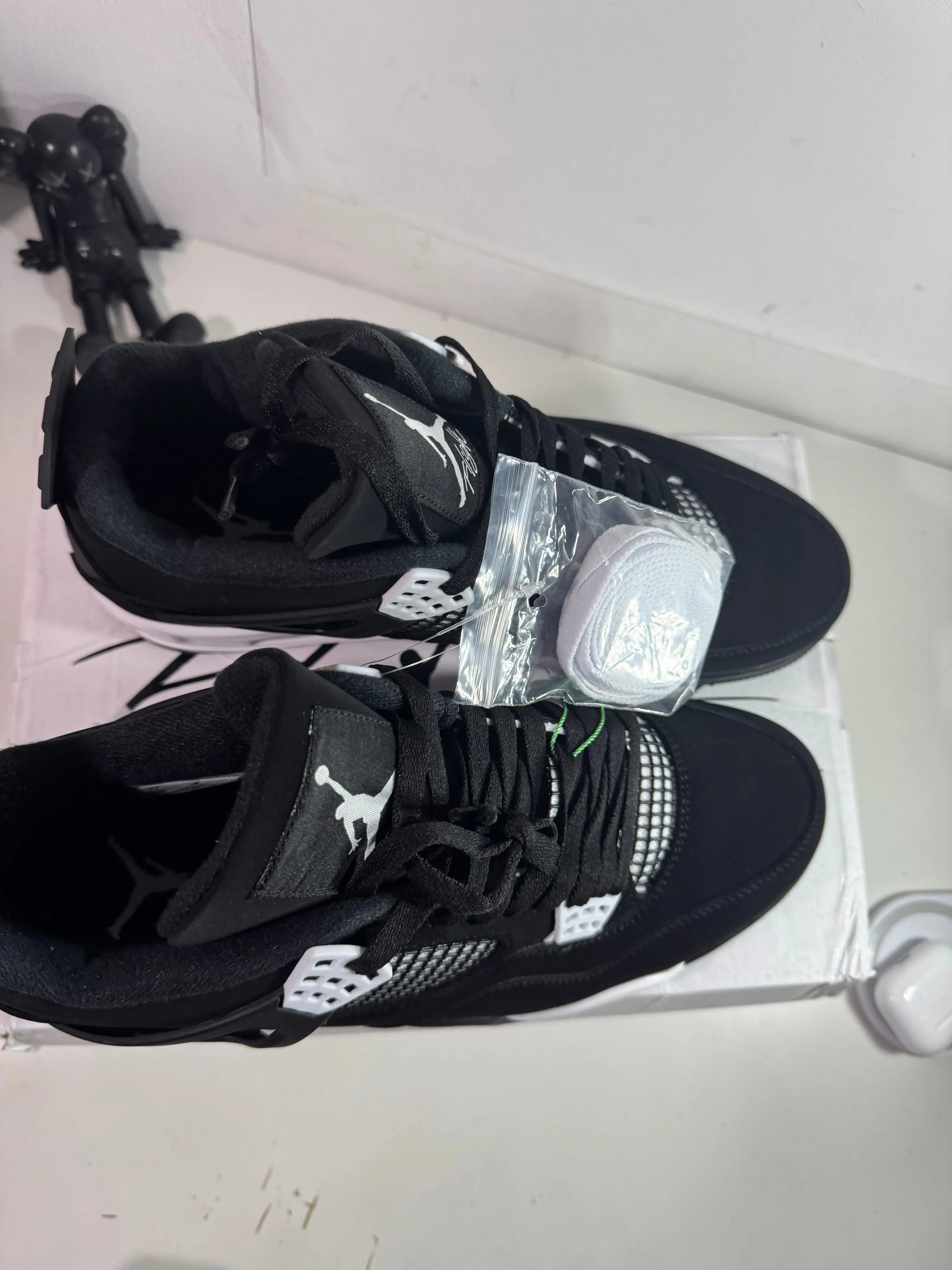 Jordan 4 Thunder White tenisice — fotografija 7