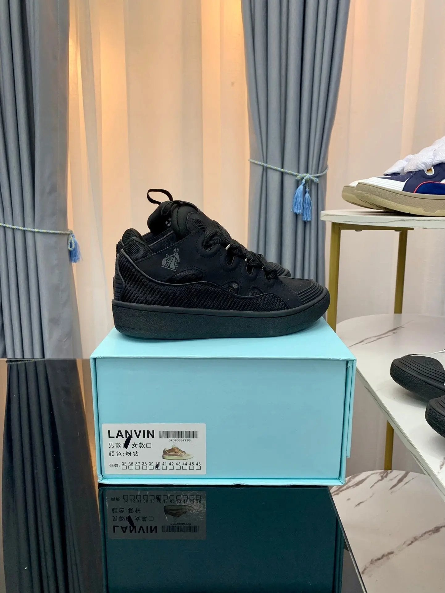 Lanvin Black tenisice — bočni prikaz