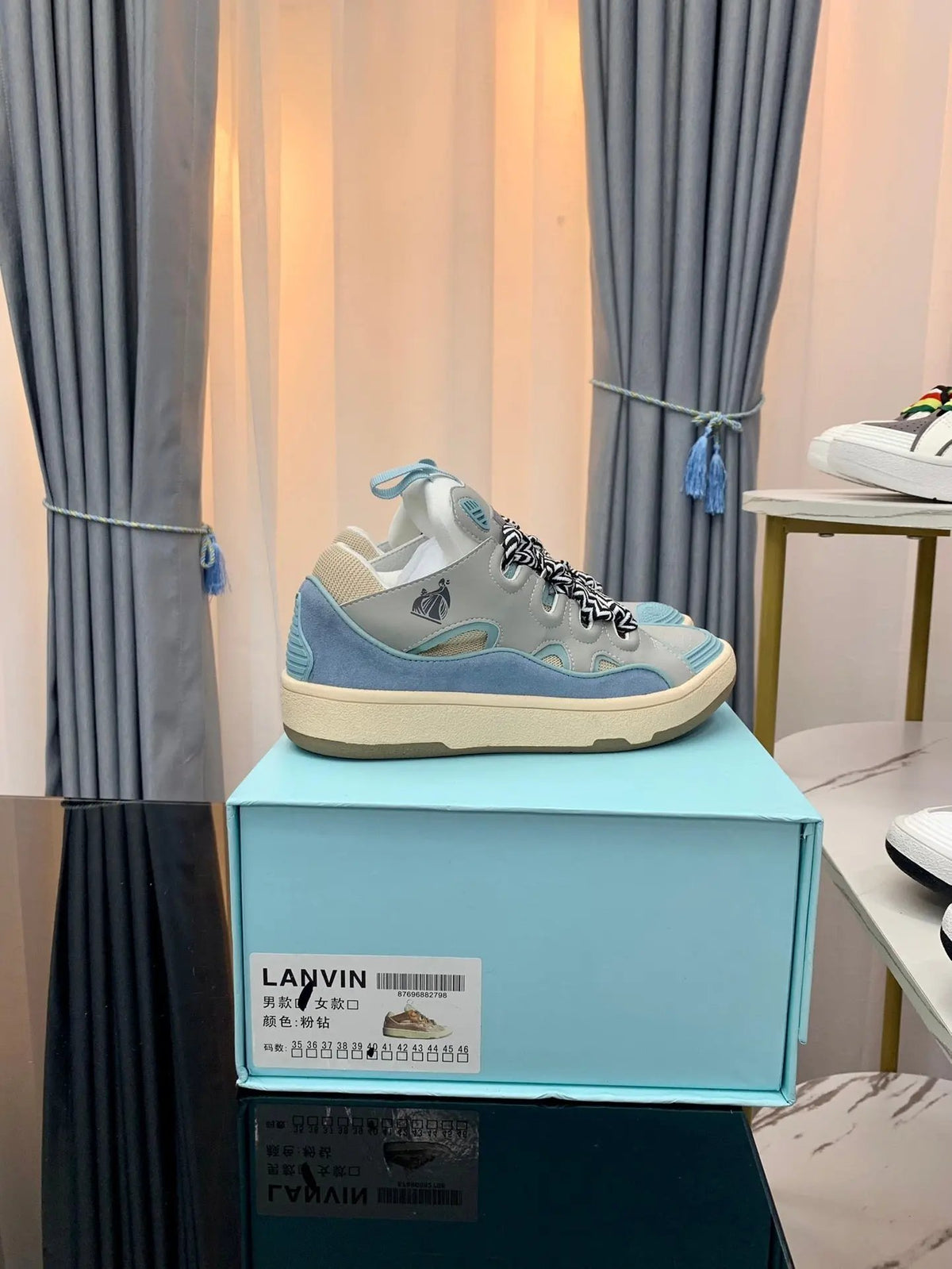 Lanvin Blue tenisice — bočni prikaz