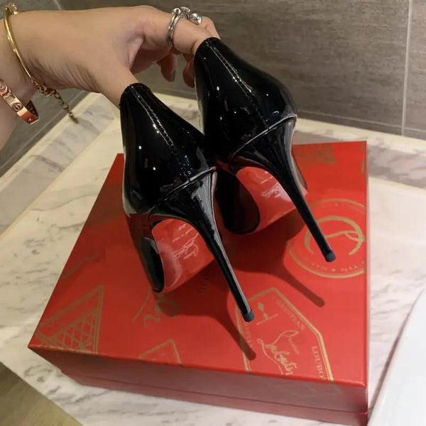 Louboutin High Heels tenisice — bočni prikaz
