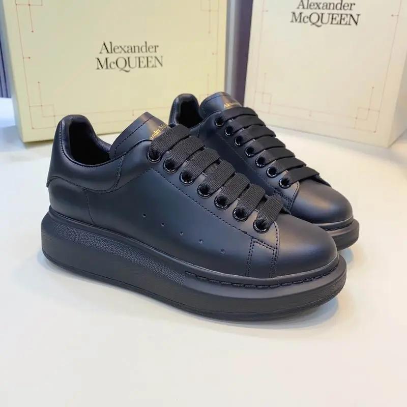 Mc Queen Black tenisice — prednji prikaz