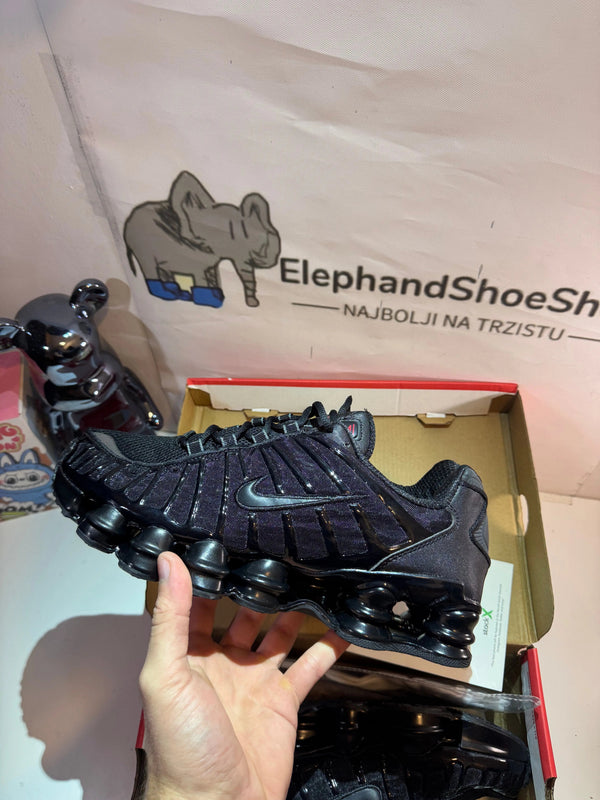 Shox Black tenisice — bočni prikaz