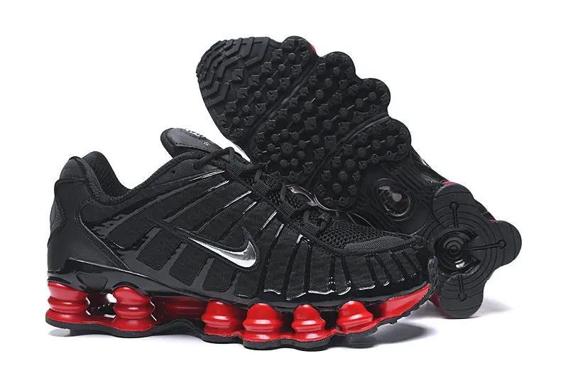 Shox Red tenisice — detalj