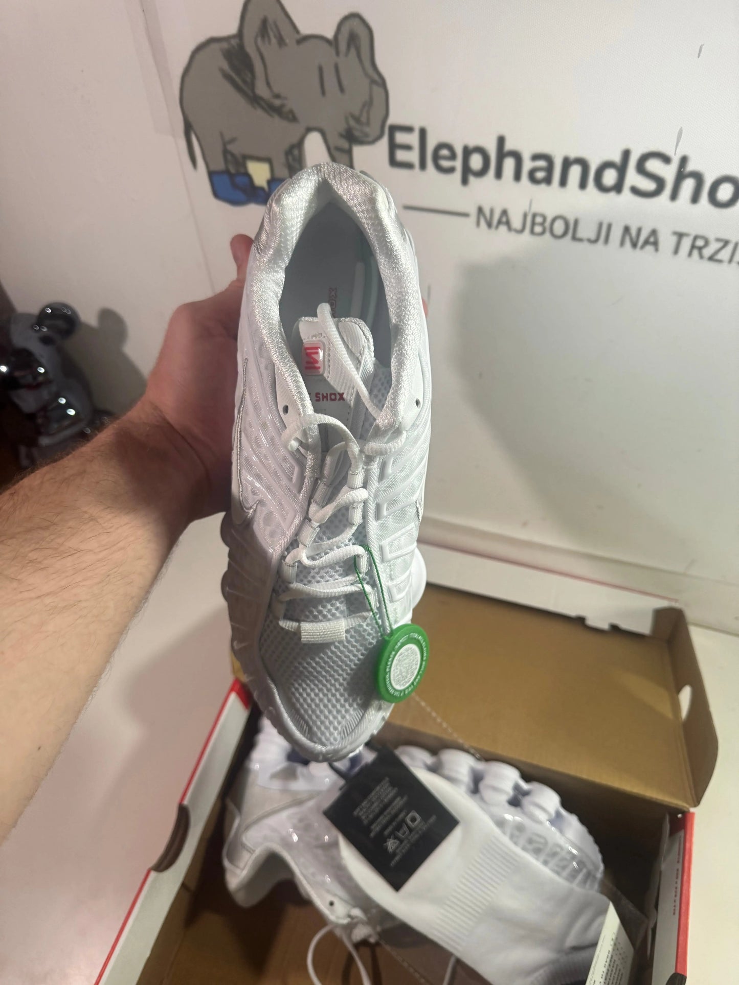 Shox White tenisice — detalj