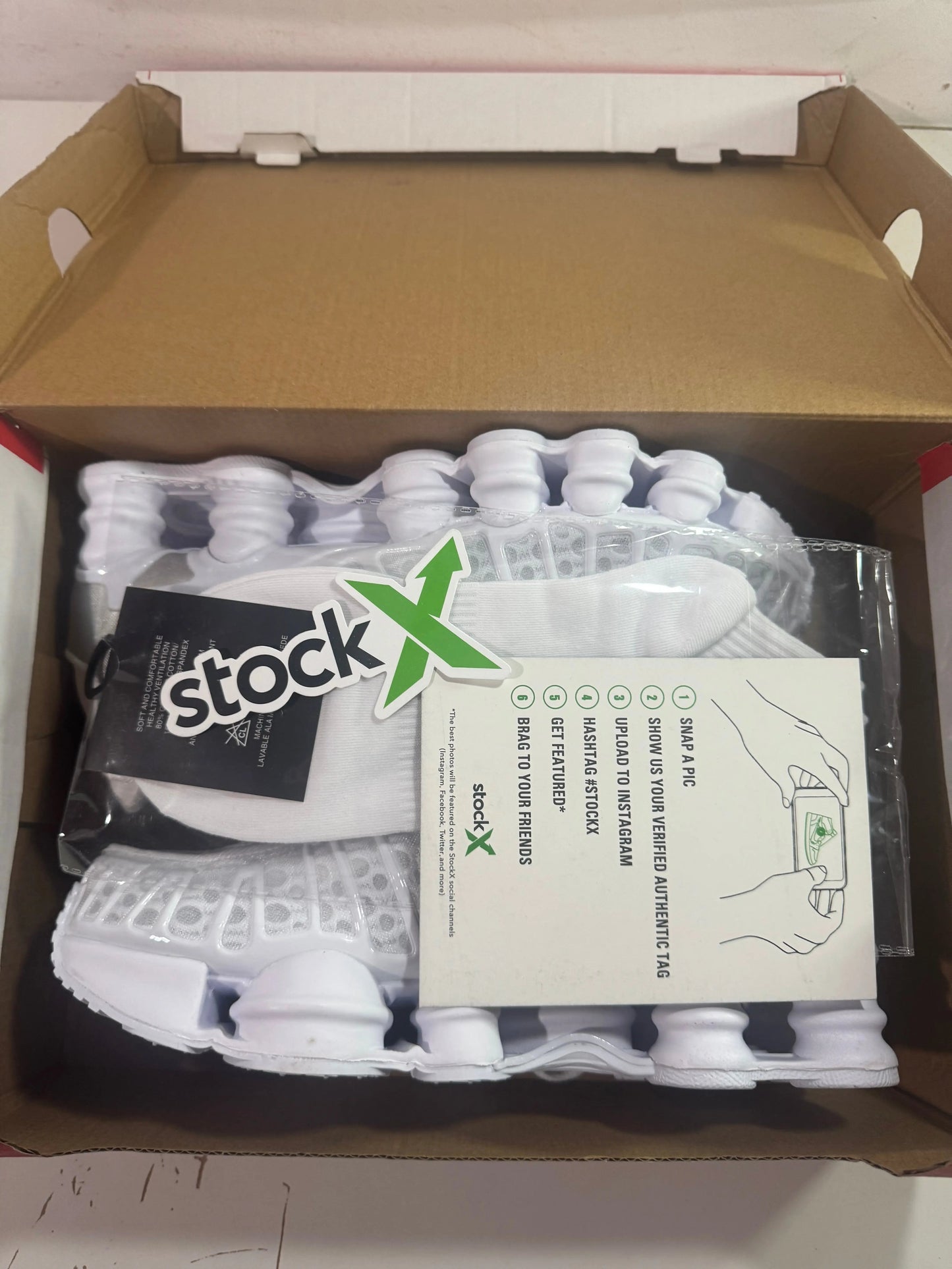 Shox White tenisice — gornji prikaz