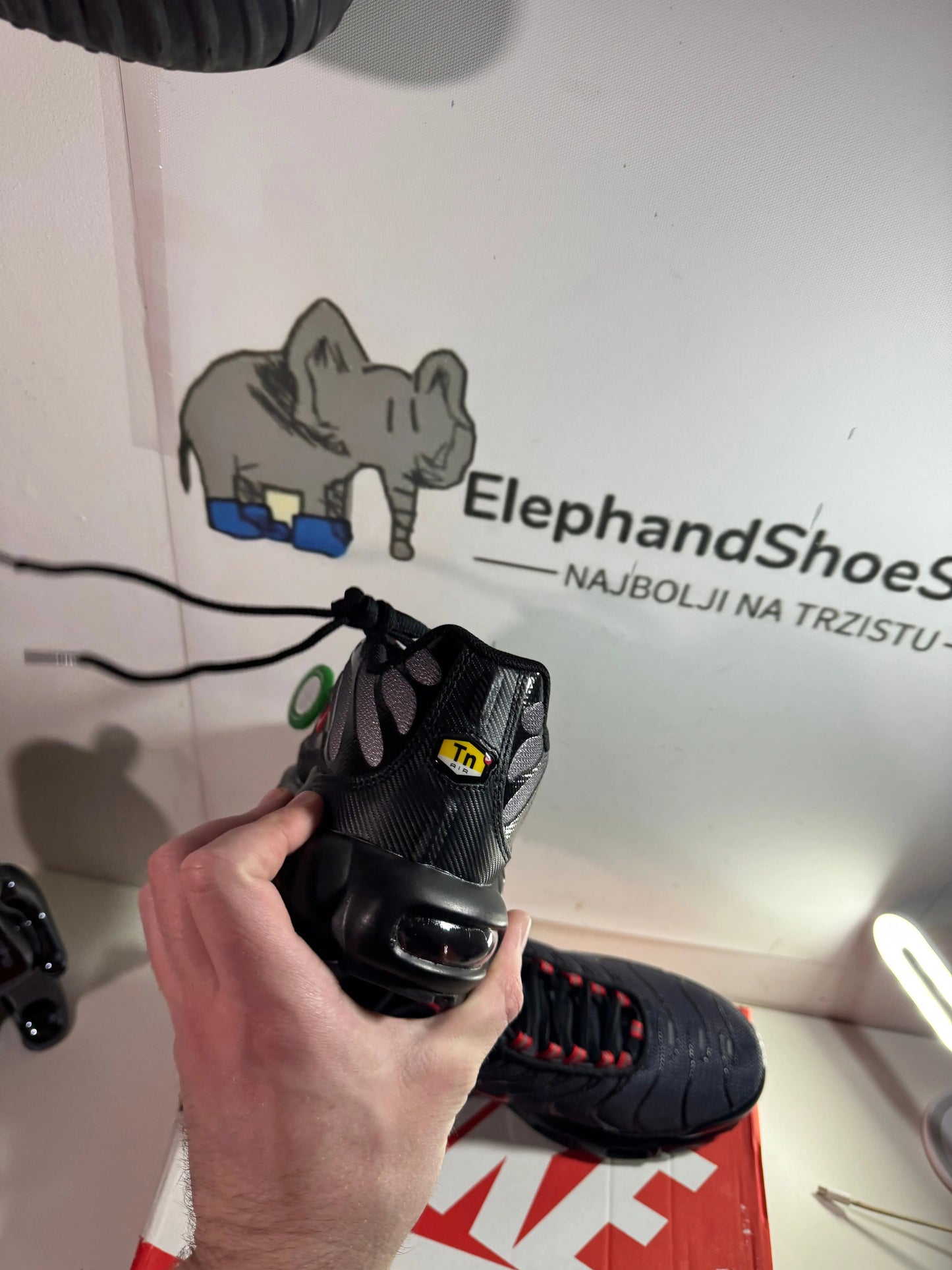 TN Black/Red tenisice — straga
