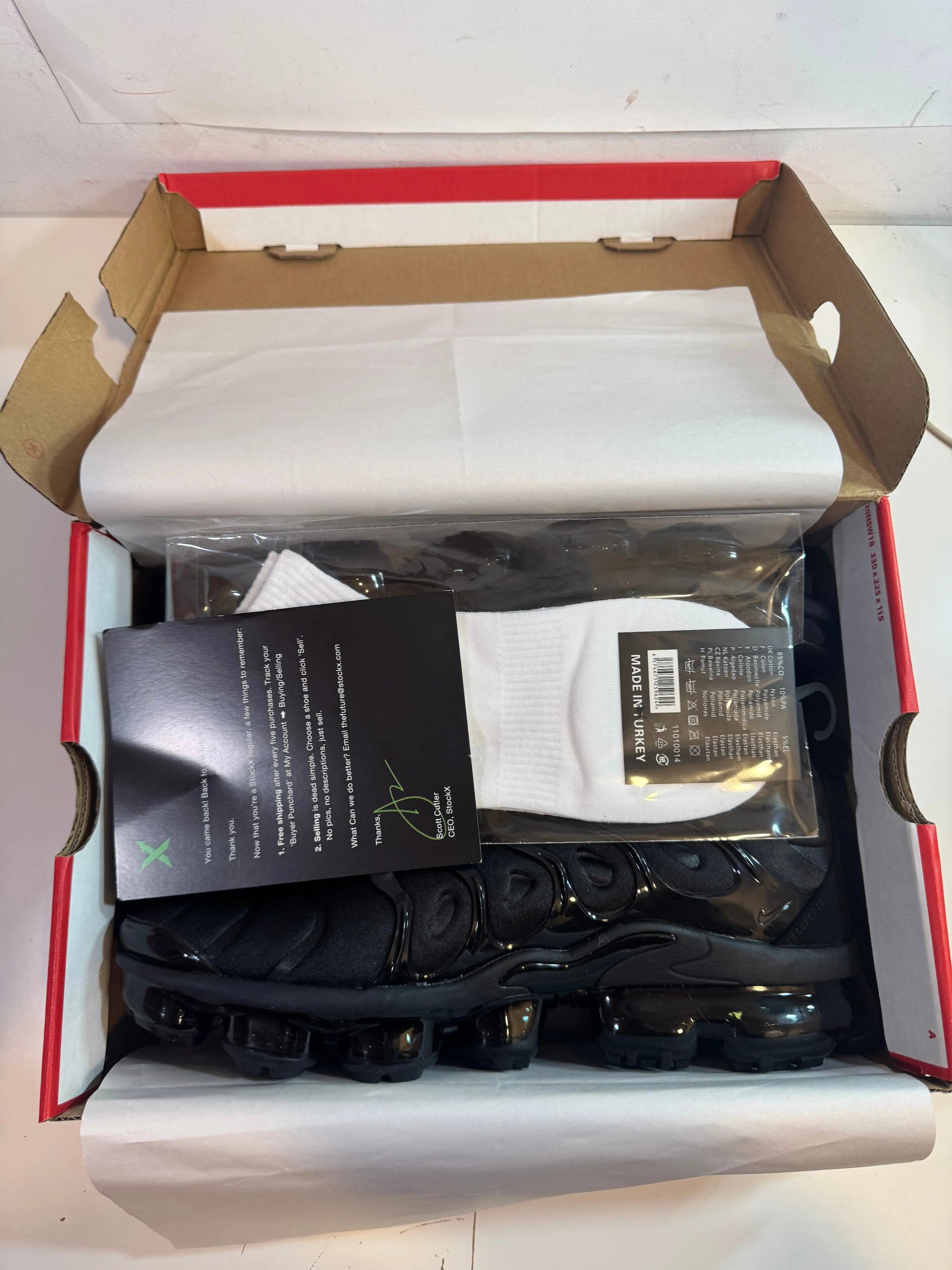 Vapurmax Black tenisice — prednji prikaz