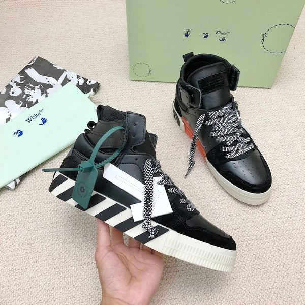 Off-White Mid-Top Black tenisice — bočni prikaz