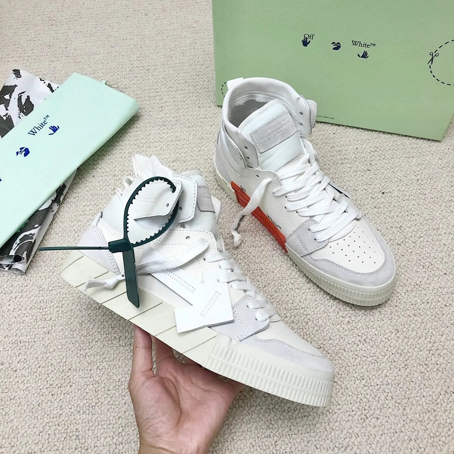Off-White Mid-Top White tenisice — prednji prikaz